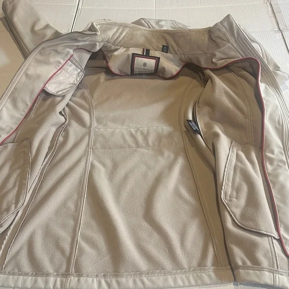 Tommy Hilfiger belted soft shell Beige Jacket with Striped Belt zipper front - Picture 10 of 11